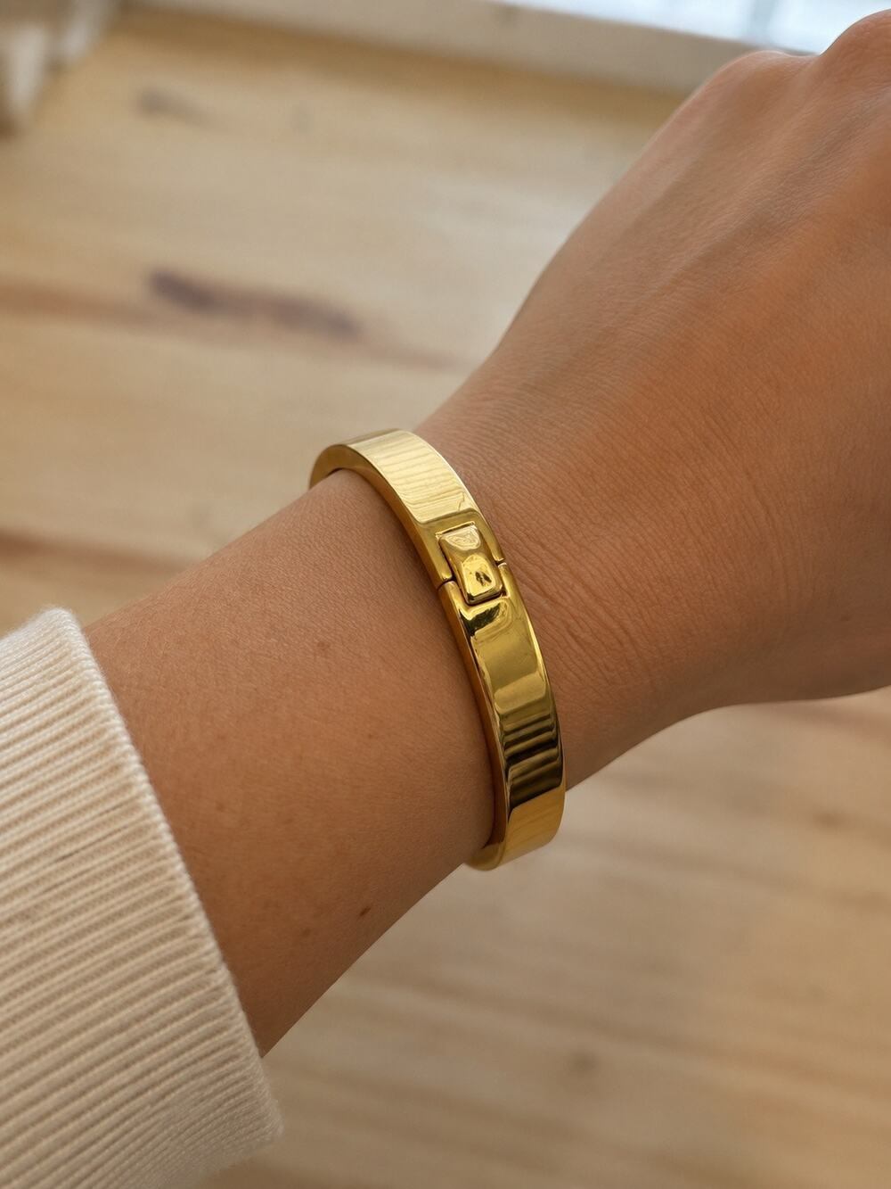 J. Crew Hinged Gold Tone Statement Bangle Cuff Bracelet Minimalist